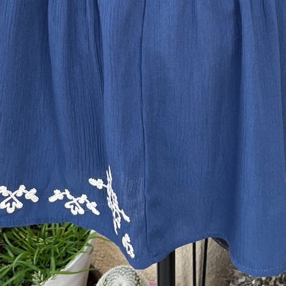 Xhilaration Blue Embroidered Romper Women Size Medium - Picture 7 of 13